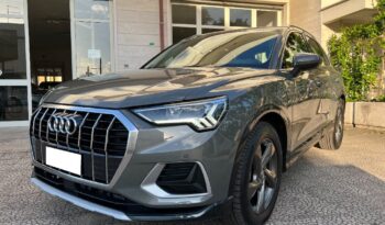 

									Audi Q3 35 2.0 TDI S-tronic Advanced pieno
								