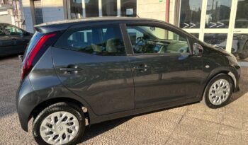 

									Toyota Aygo 1.0 Automatica 5 porte x-play pieno
								