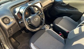 

									Toyota Aygo 1.0 Automatica 5 porte x-play pieno
								