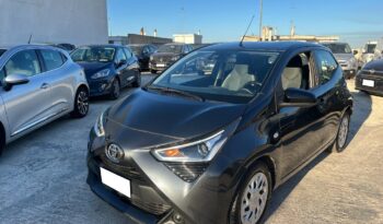 

									Toyota Aygo 1.0 Automatica 5 porte x-play pieno
								