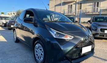 

									Toyota Aygo 1.0 Automatica 5 porte x-play pieno
								