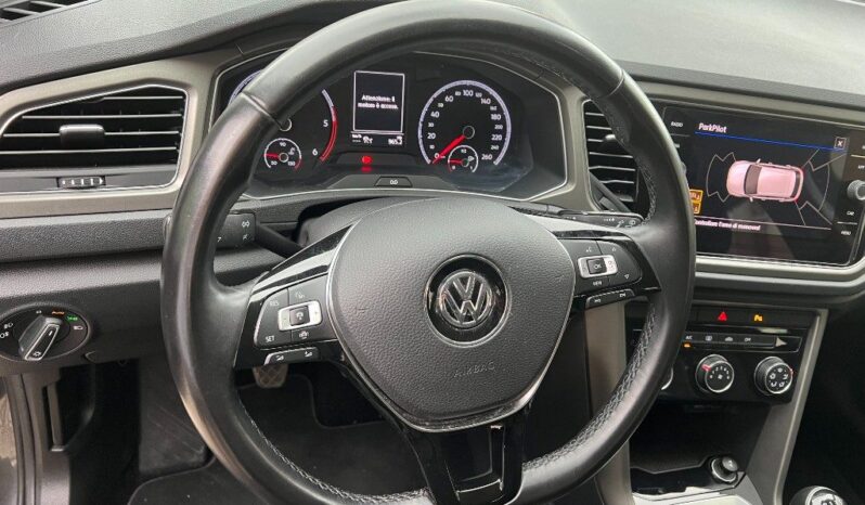 

								Volkswagen T-Roc 1.6 TDI BlueMotion Technology pieno
									