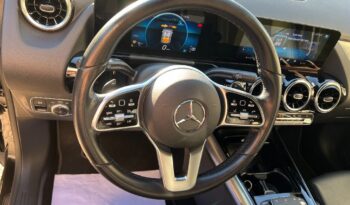 

									Mercedes-Benz GLA 200 d Automatic pieno
								