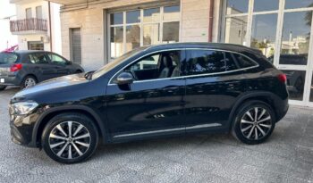 

									Mercedes-Benz GLA 200 d Automatic pieno
								