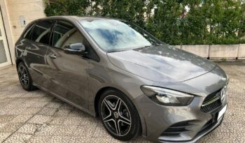 

									Mercedes-Benz Classe B200 d Automatic Premium Pack-AMG pieno
								