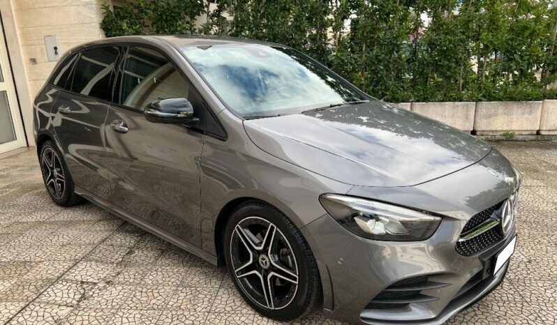 

								Mercedes-Benz Classe B200 d Automatic Premium Pack-AMG pieno
									