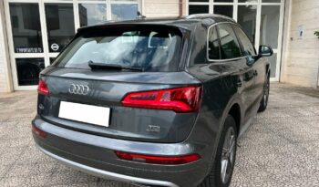 

									Audi Q5 2.0 TDI 190 CV quattro S tronic S line pieno
								