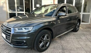 

									Audi Q5 2.0 TDI 190 CV quattro S tronic S line pieno
								