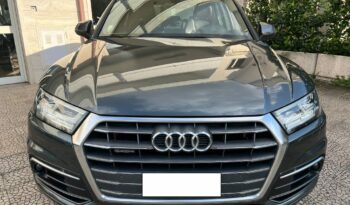 

									Audi Q5 2.0 TDI 190 CV quattro S tronic S line pieno
								