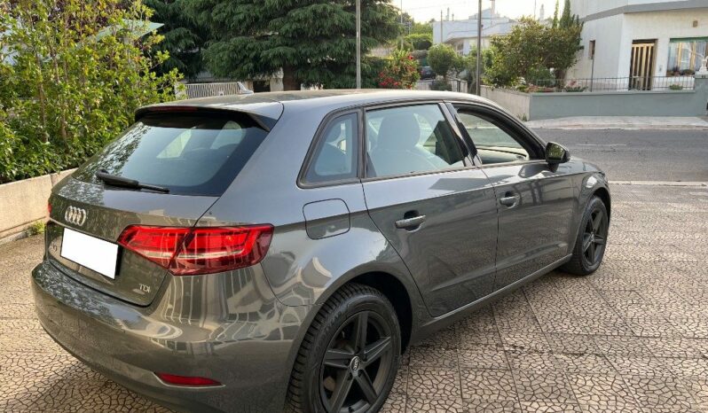 
								Audi A3 SPB 1.6 TDI 116 CV S tronic pieno									