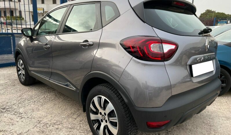 
								Renault Captur  dCi 8V 90 CV pieno									