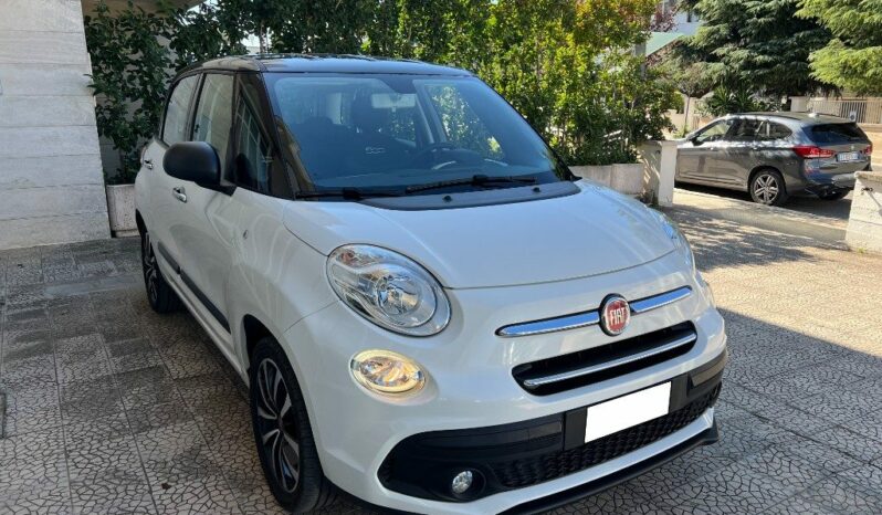 
								Fiat 500L 1.3 Mjet 95 CV Automatico B-Color pieno									