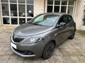 Lancia Ypsilon 1.0 5 porte S&S Hybrid Gold