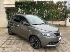 Lancia Ypsilon 1.0 5 porte S&S Hybrid Gold