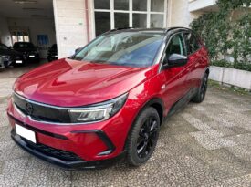 Opel Grandland 1.5 BlueHDI 130 AT8 GS line