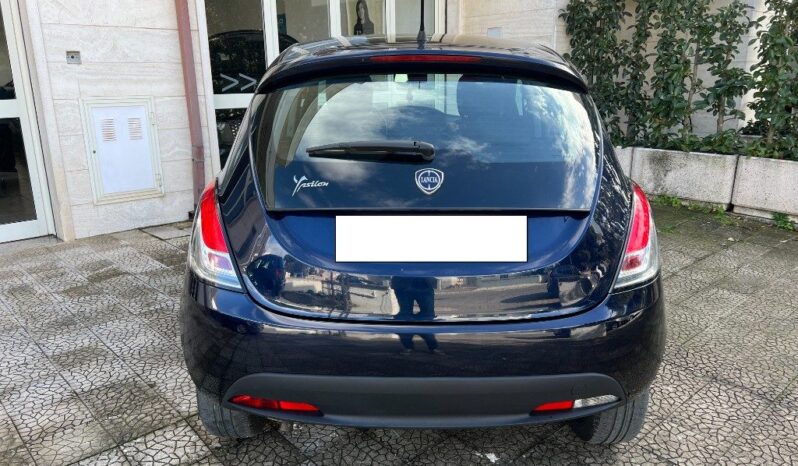 
								Lancia Ypsilon 1.2 69 CV 5 porte GPL Ecochic pieno									