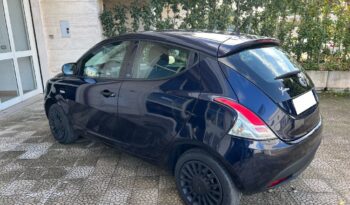 
									Lancia Ypsilon 1.2 69 CV 5 porte GPL Ecochic pieno								