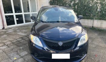 
									Lancia Ypsilon 1.2 69 CV 5 porte GPL Ecochic pieno								