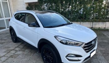 
									Hyundai Tucson 1.7 CRDi Tetto Nero pieno								