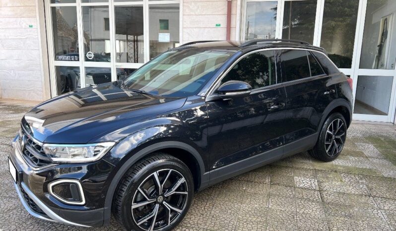 
								Volkswagen T-Roc 2.0 TDI SCR 150 CV DSG pieno									