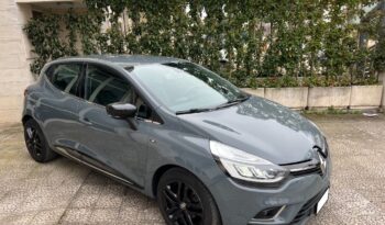 
									Renault Clio 1.5 dCi 75 CV 5 Porte Moschino pieno								