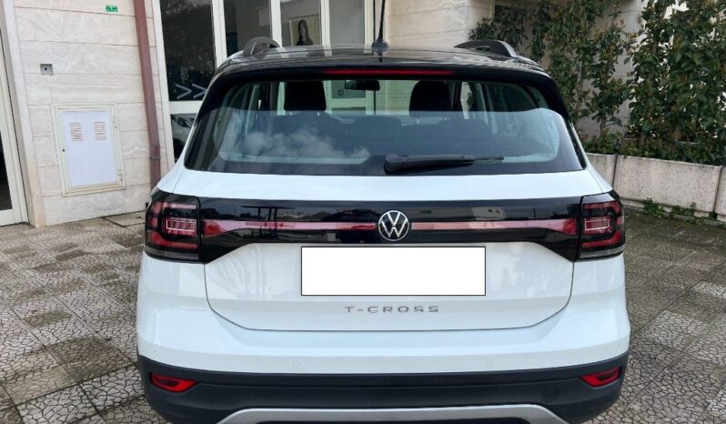 
								Volkswagen T-Cross 1.6 TDI DSG pieno									