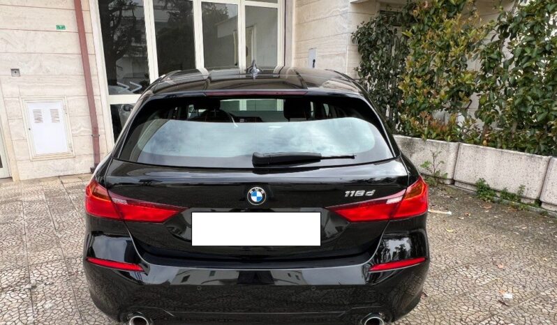 
								BMW 118d 2.0 150 CV pieno									